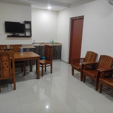Pms Dhabi Residency Hotel Kottakkal Bagian luar foto