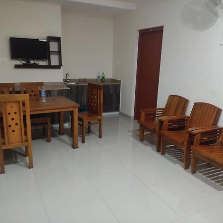 Pms Dhabi Residency Hotel Kottakkal Bagian luar foto