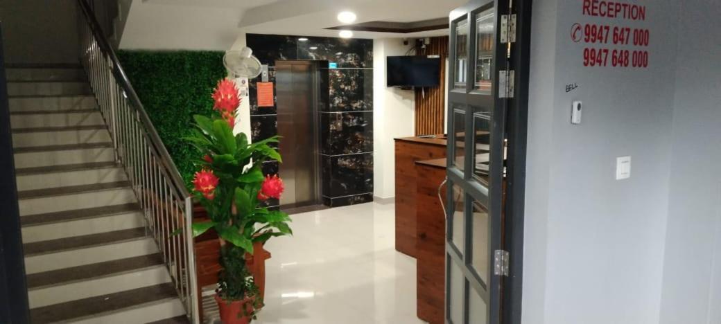 Pms Dhabi Residency Hotel Kottakkal Bagian luar foto